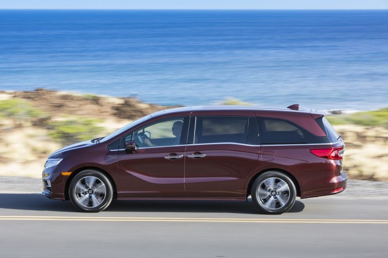 2018 Honda Odyssey Elite Picture