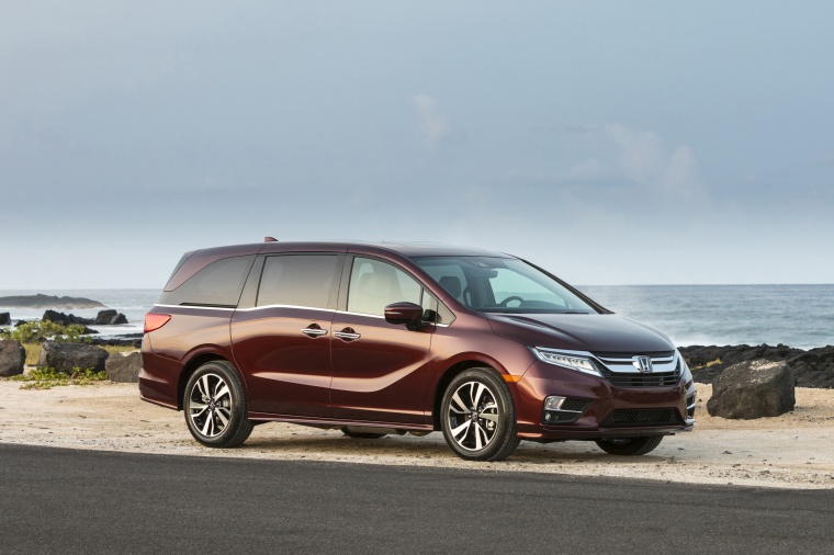 2018 Honda Odyssey Elite Picture