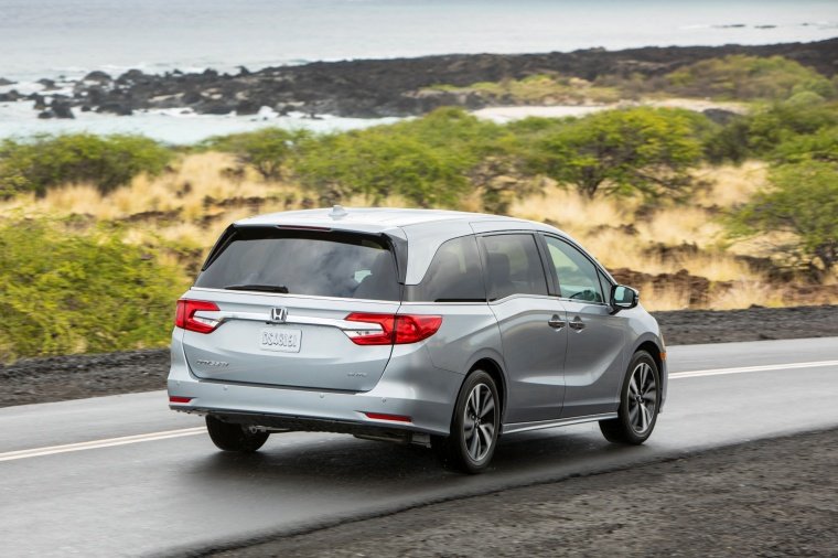 2018 Honda Odyssey Elite Picture