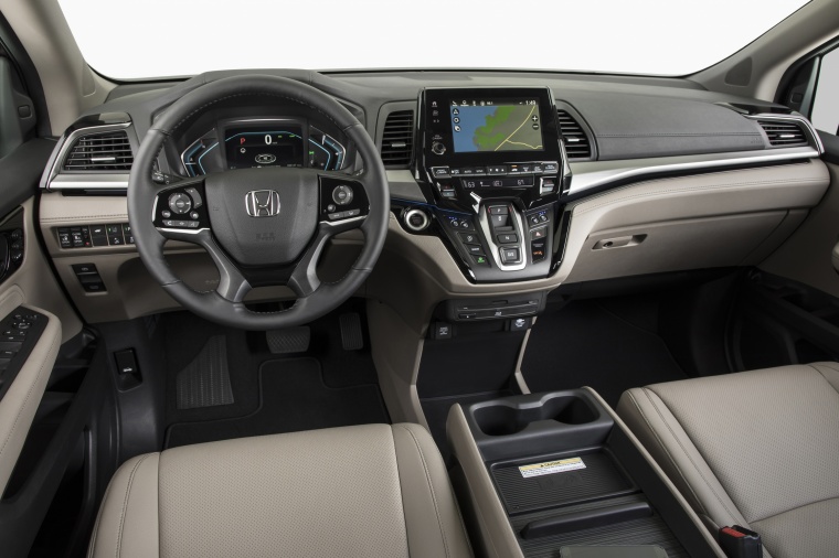 2018 Honda Odyssey Elite Cockpit Picture