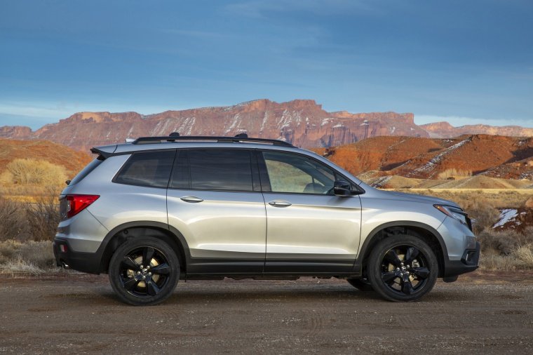 2019 Honda Passport Elite AWD Picture