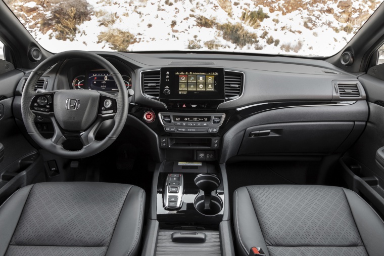 2019 Honda Passport Elite AWD Cockpit Picture