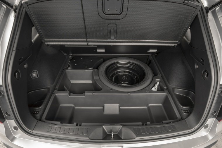2019 Honda Passport Elite AWD Trunk Underfloor Storage Picture