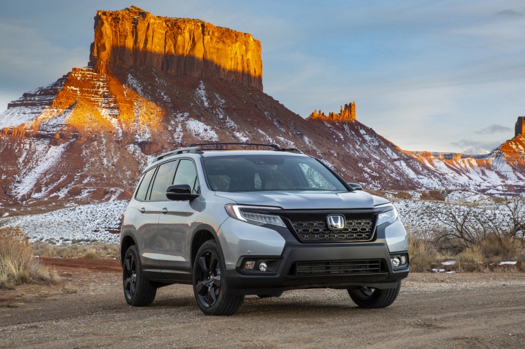 2019 Honda Passport Elite AWD Picture