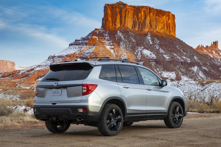 2020 Honda Passport Elite AWD Picture