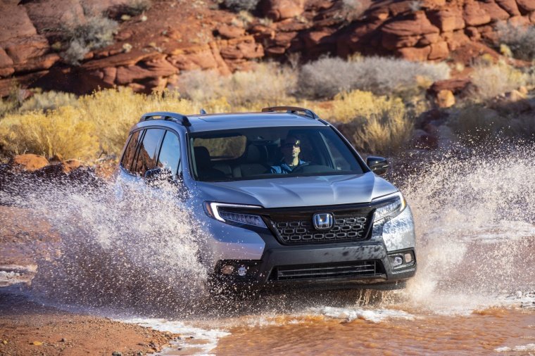 2020 Honda Passport Elite AWD Picture