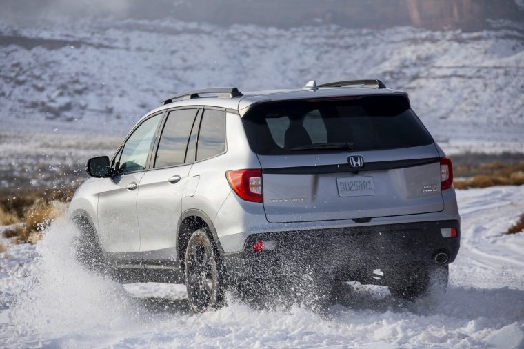 2020 Honda Passport Elite AWD Picture