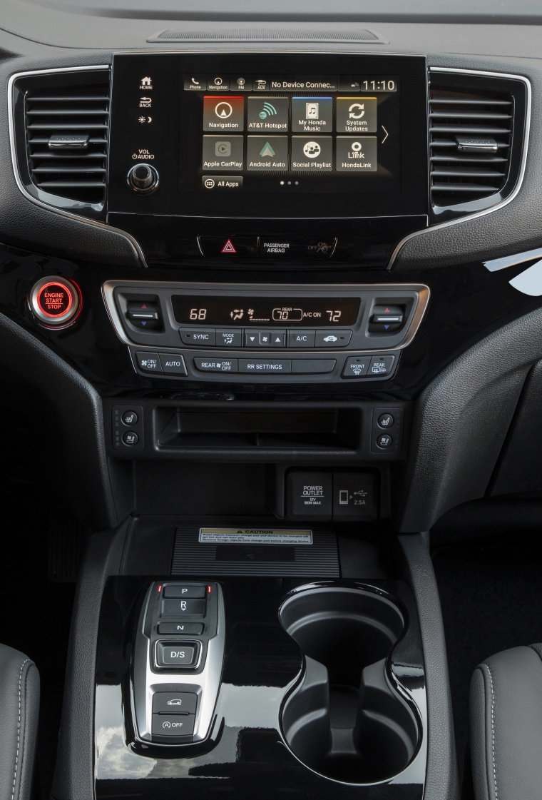 2020 Honda Passport Elite AWD Center Stack Picture