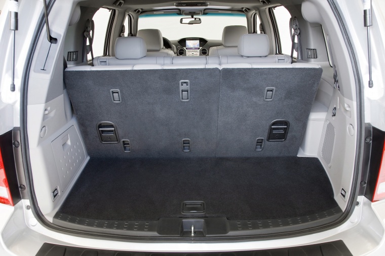 2010 Honda Pilot Trunk Picture