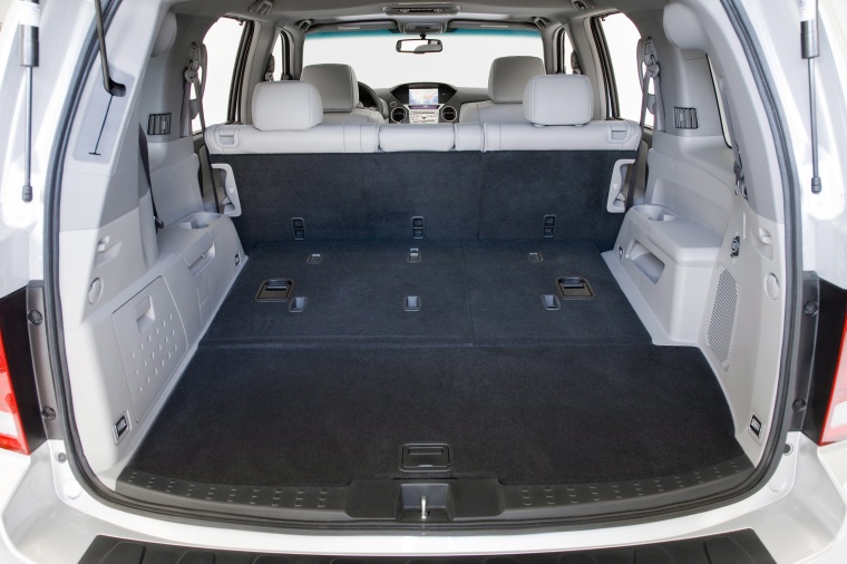 2010 Honda Pilot Trunk Picture