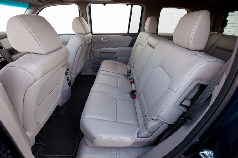 2012 Honda Pilot Touring Rear Seats Picture