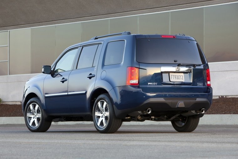 2013 Honda Pilot Touring Picture
