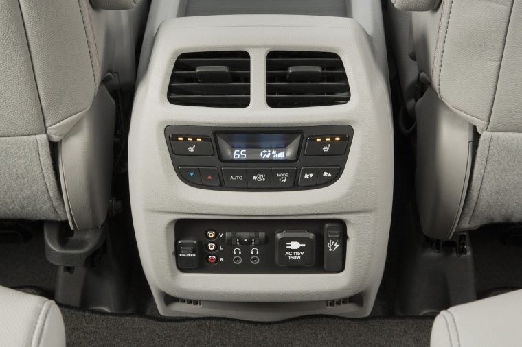 2016 Honda Pilot Center Console Picture