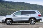 Picture of 2016 Honda Pilot AWD in Lunar Silver Metallic