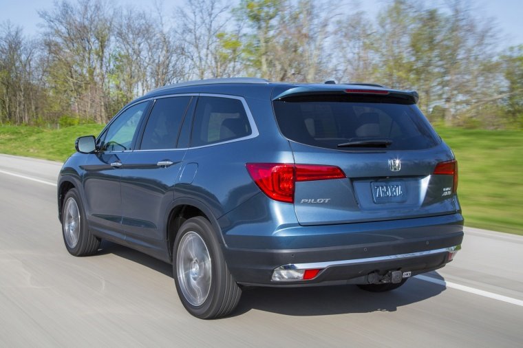 2017 Honda Pilot AWD Picture