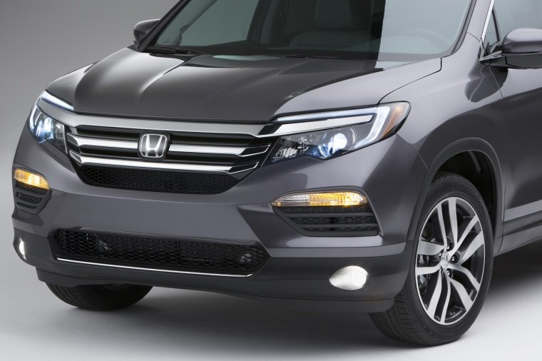 2017 Honda Pilot Front Fascia Picture