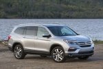 Picture of 2017 Honda Pilot AWD in Lunar Silver Metallic