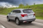 Picture of 2017 Honda Pilot AWD in Lunar Silver Metallic