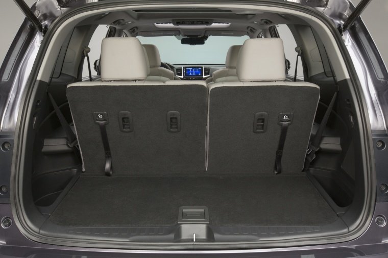 2018 Honda Pilot Trunk Picture