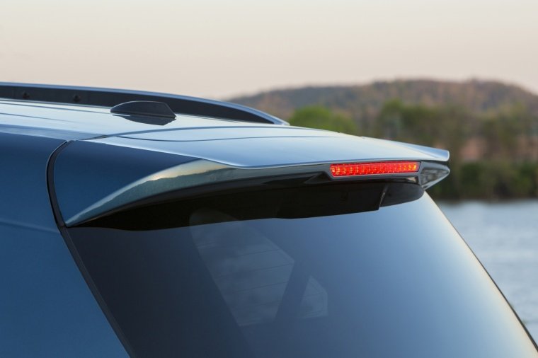 2018 Honda Pilot AWD Rear Spoiler Picture
