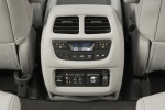 Picture of 2018 Honda Pilot Center Console