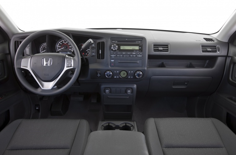 2010 Honda Ridgeline Cockpit Picture