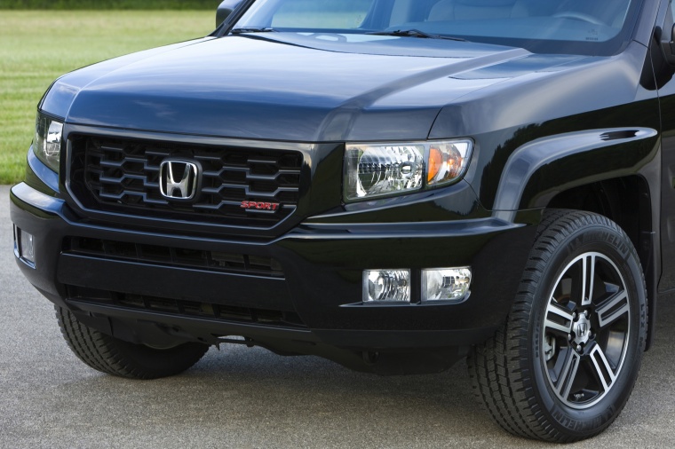 2012 Honda Ridgeline Front Fascia Picture