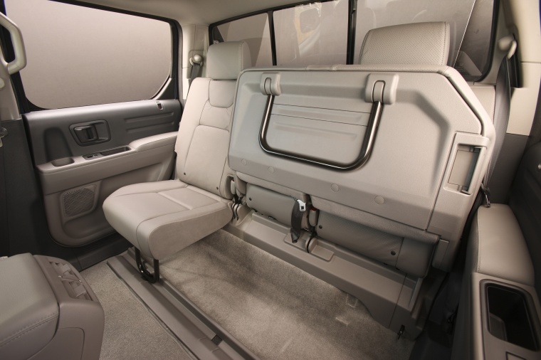 2012 Honda Ridgeline Rear Seats Picture