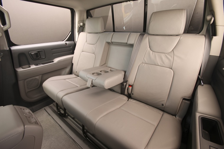 2013 Honda Ridgeline Rear Seats Picture