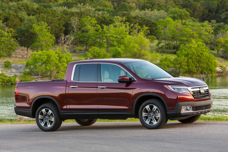 2017 Honda Ridgeline AWD Picture