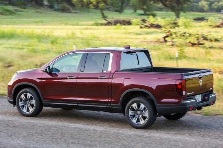 2018 Honda Ridgeline AWD Picture