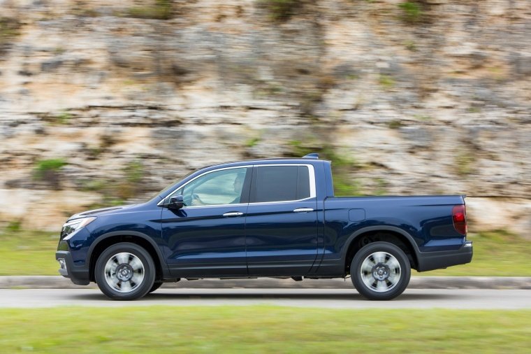 2018 Honda Ridgeline AWD Picture