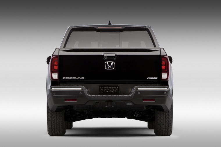 2018 Honda Ridgeline Black Edition AWD Picture