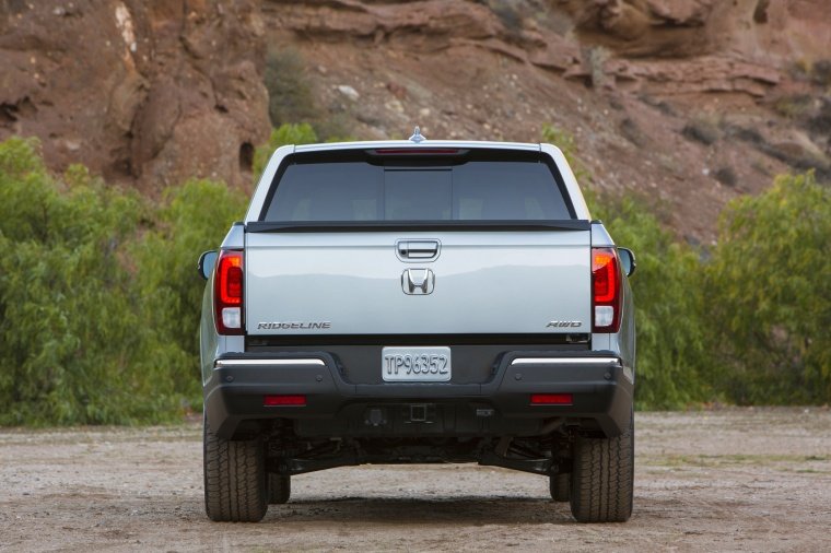 2018 Honda Ridgeline AWD Picture