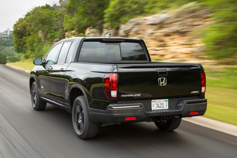 2018 Honda Ridgeline Black Edition AWD Picture