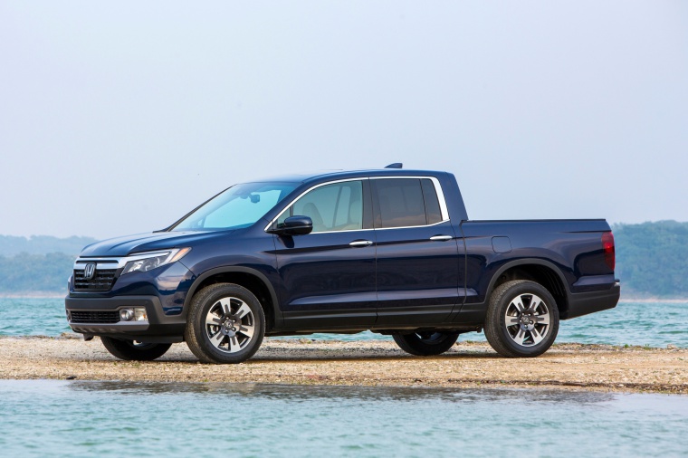 2019 Honda Ridgeline AWD Picture