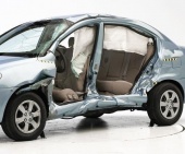 2010 Hyundai Accent Sedan IIHS Side Impact Crash Test Picture