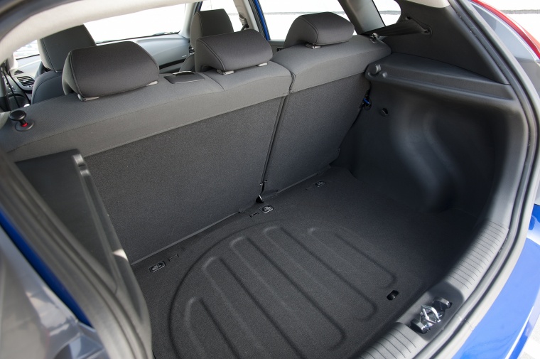 2012 Hyundai Accent Hatchback Trunk Picture