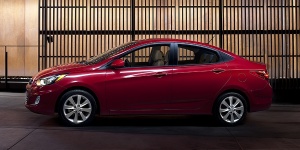 2012 Hyundai Accent Reviews / Specs / Pictures / Prices