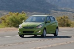 Picture of 2014 Hyundai Accent Hatchback in Electrolyte Green