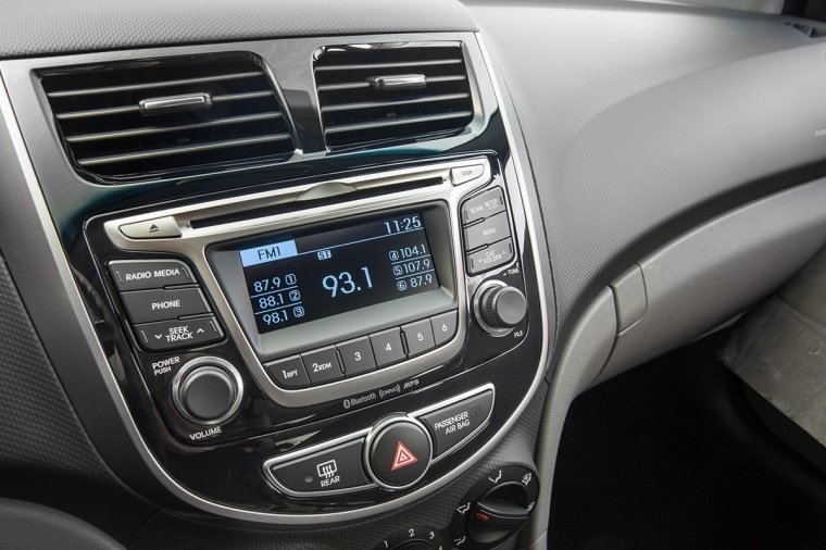 2017 Hyundai Accent Hatchback Center Stack Picture