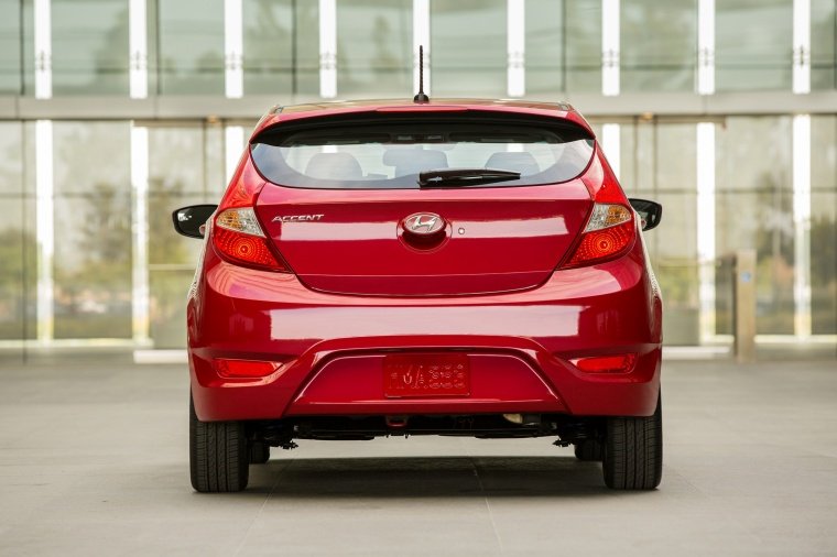 2017 Hyundai Accent Hatchback Picture