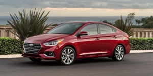 2018 Hyundai Accent Pictures