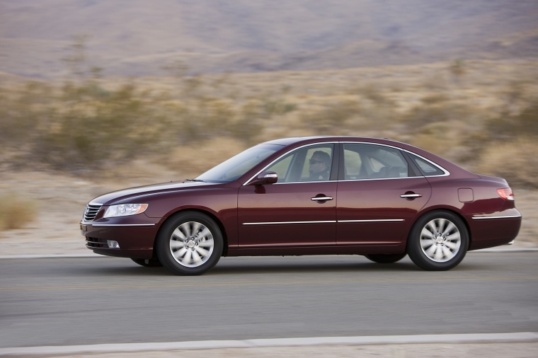 2010 Hyundai Azera Limited Picture