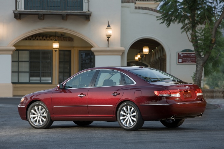 2010 Hyundai Azera Limited Picture