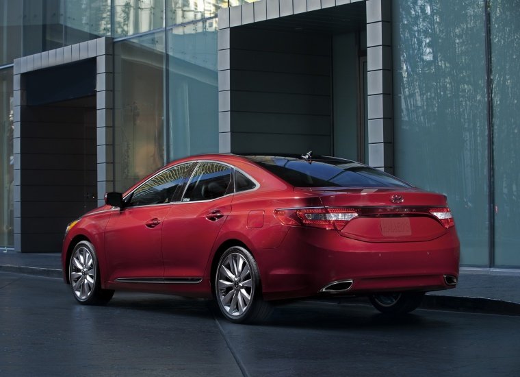 2012 Hyundai Azera Picture