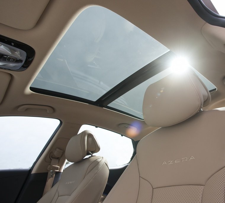 2013 Hyundai Azera Sunroof Picture