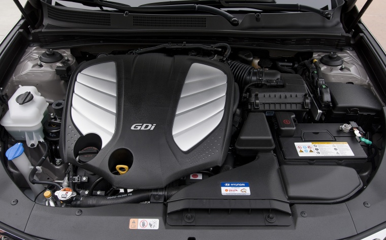 2014 Hyundai Azera 3.3-liter V6 Engine Picture