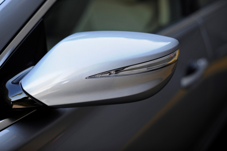 2016 Hyundai Azera Limited Door Mirror Picture