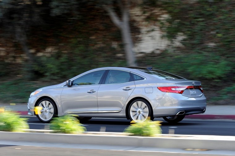 2017 Hyundai Azera Limited Picture